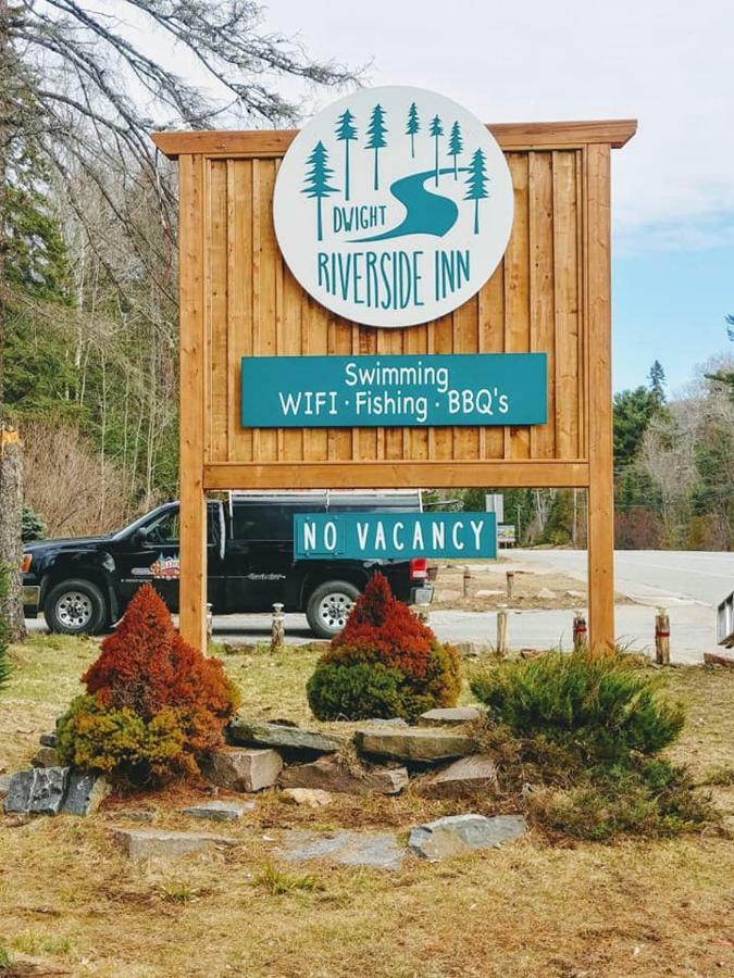 Dwight Riverside Inn Exterior foto